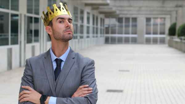 Чем отличается самовлюбленность от эгоизма? Чем отличается самовлюбленность от эгоизма?